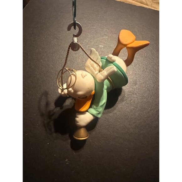 Donald Duck Angel Ornament With Trumpet & Halo - Picture 5 of 6